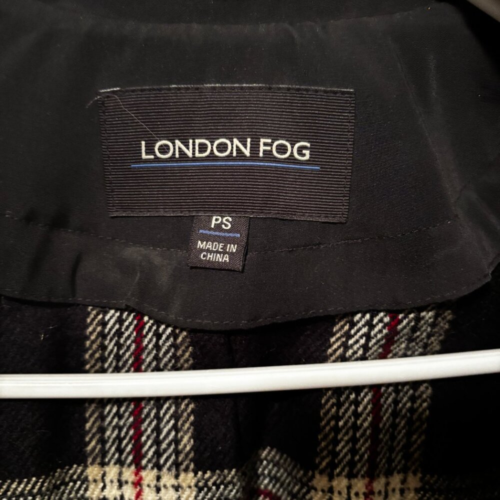Womens long rain trench coat with flannel lining - Picture 3 of 5